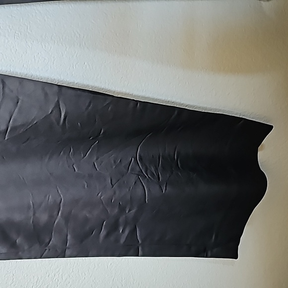 St. John Evening by Marie Gray Demure liquid satin black straight leg pants 16 - Picture 5 of 11